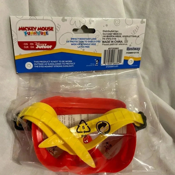 Mickey Mouse swim mask - Picture 3 of 5